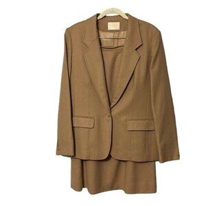 Vintage Pendleton camel colored wool single button blazer & skirt suit size 12